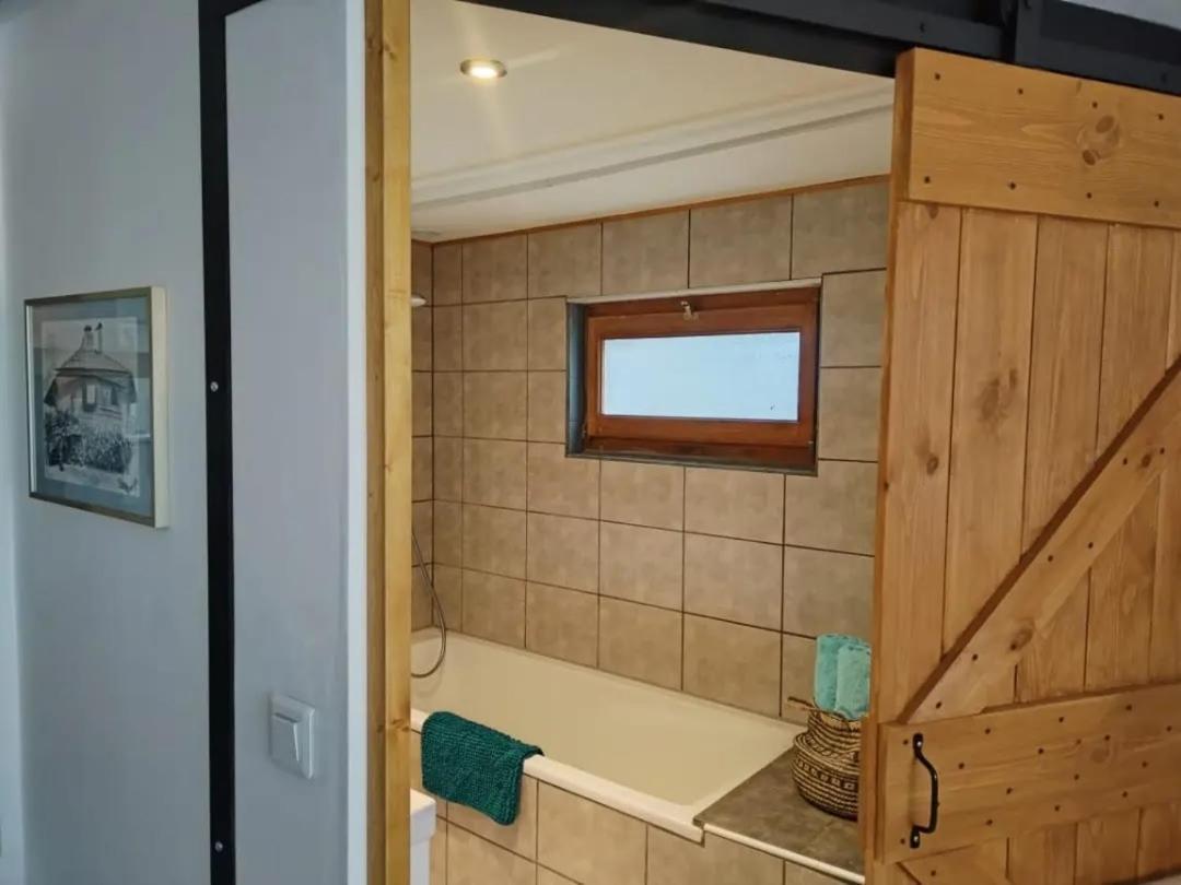 Alvéole du Léman - Appartement Le Nid du Chat Noir Sciez Esterno foto